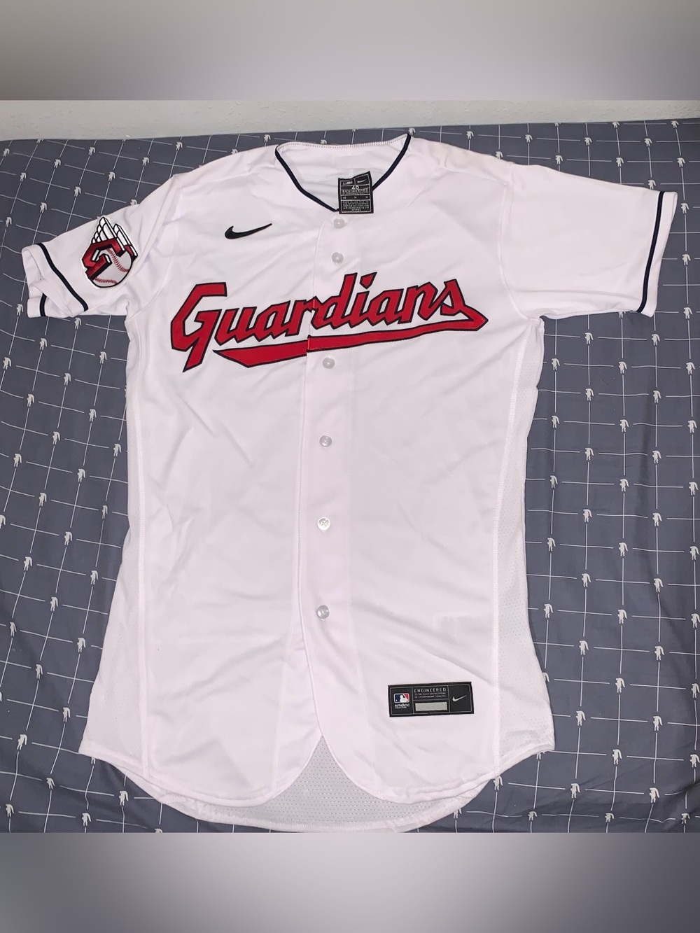 Nike Cleveland Guardians Authentic On-Field Home Baseball Jersey Size: 40-Medium